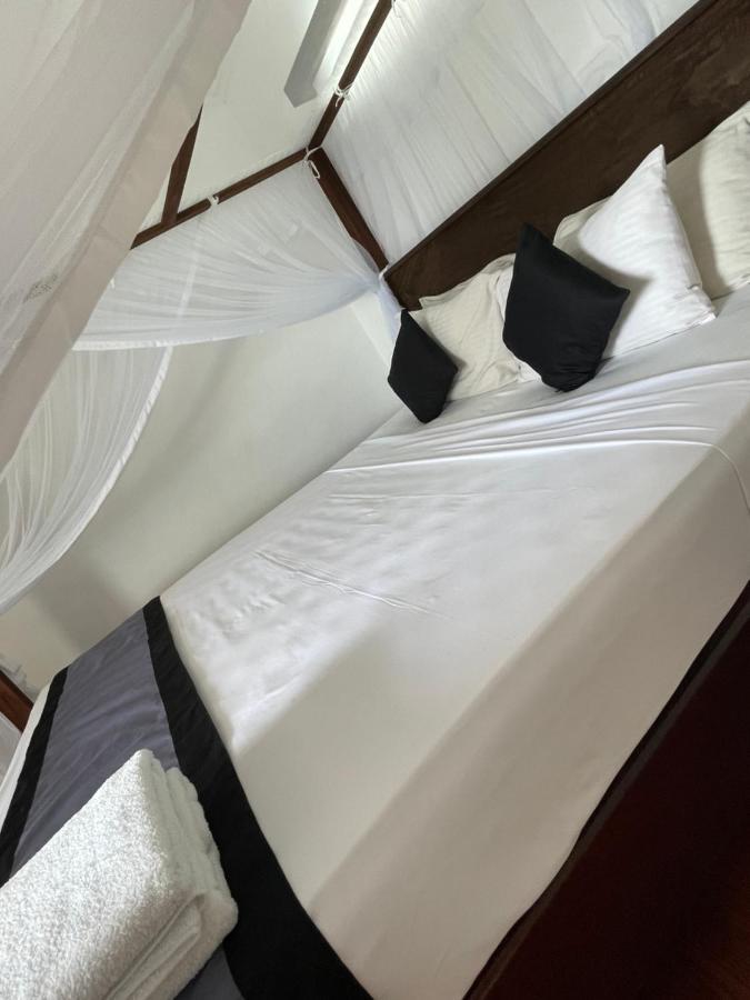 Happy Bay Hotel Weligama Exterior foto